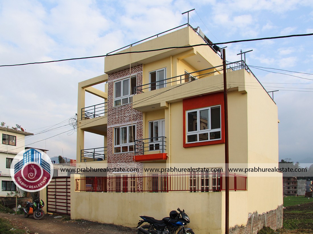 House at Thaiba Near Southern Heights